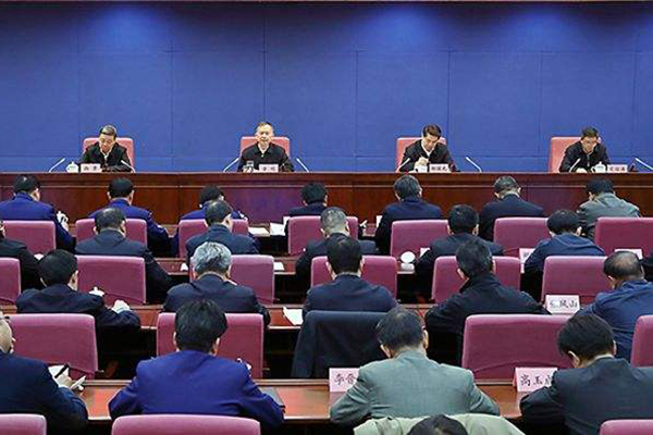 國務院安委辦、應急管理部召開全國煤礦安 全生產工作緊急視頻會議強調 深刻吸取煤礦重大事故教訓 舉一反三抓好風險防控 確保歲末年初安 全形勢穩(wěn)定
